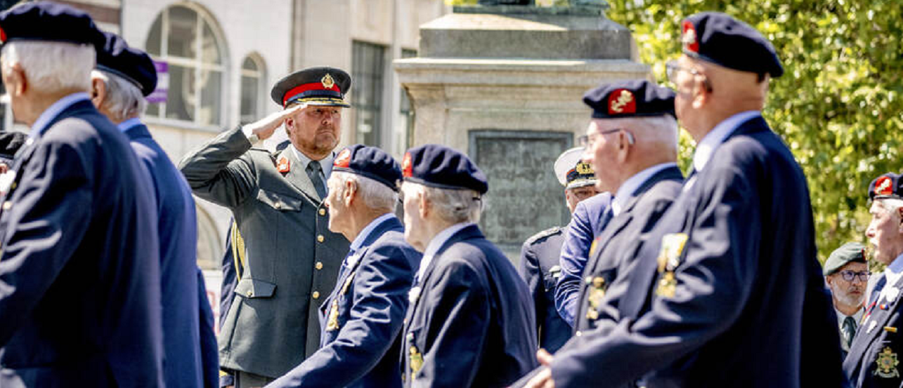 Koning bij Veteranendag