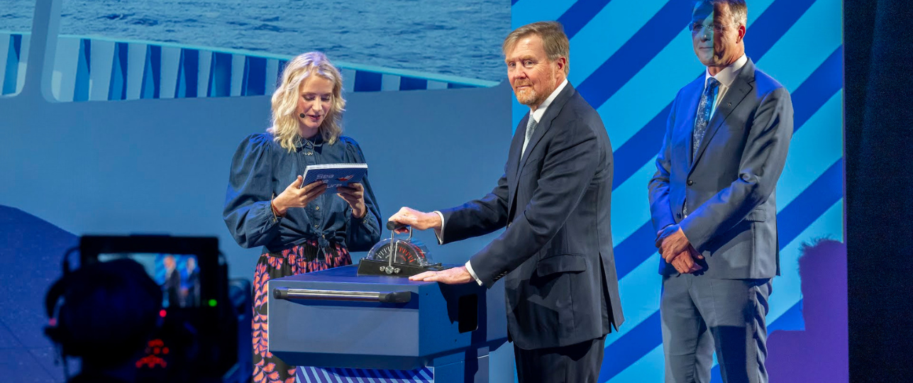 Willem_Alexander opent Seven Oceans Simulator Centre