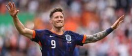 Oranjeshirts Wout Weghorst